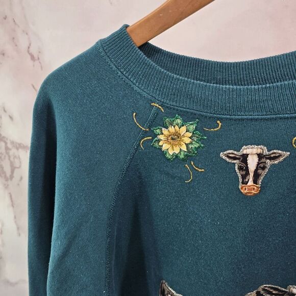 Vintage Sweatshirt Womens Large Green Cow Pig Chickens Farm Upcycled - Picture 2 of 12